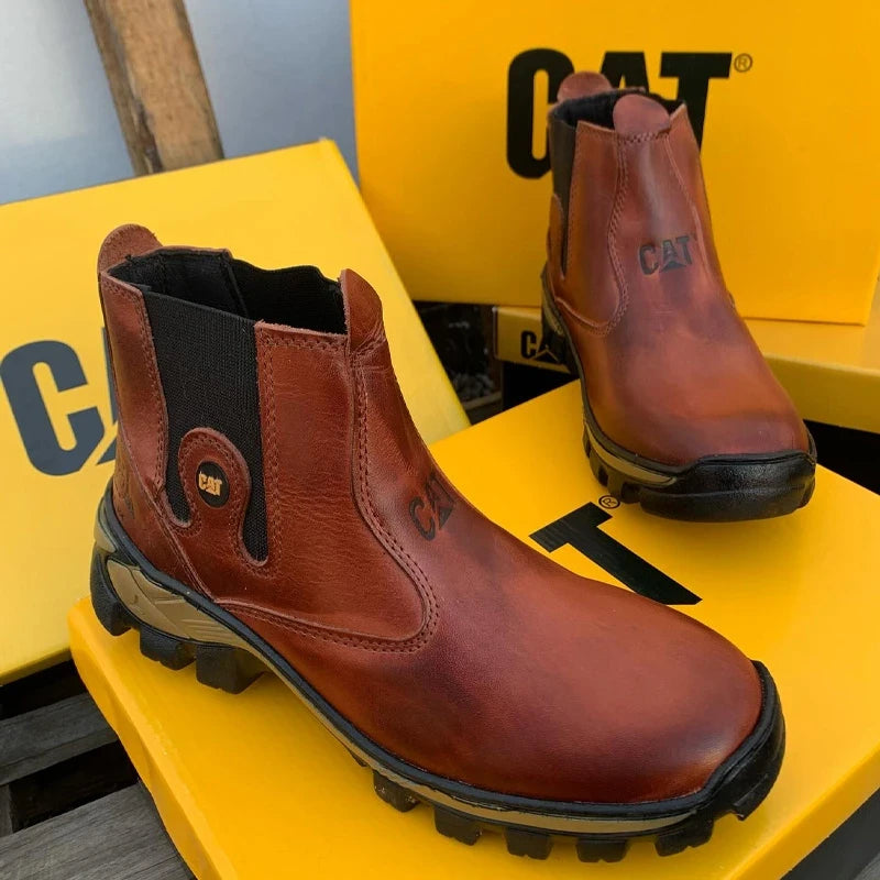 Bota Adventure Masculina em Couro Legítimo e Palmilha Ortopédica +BRINDES: Chapéu, Cinto, Carteira e Copo